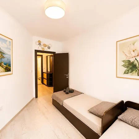 Apollon-6 Sea Breeze Appartement *